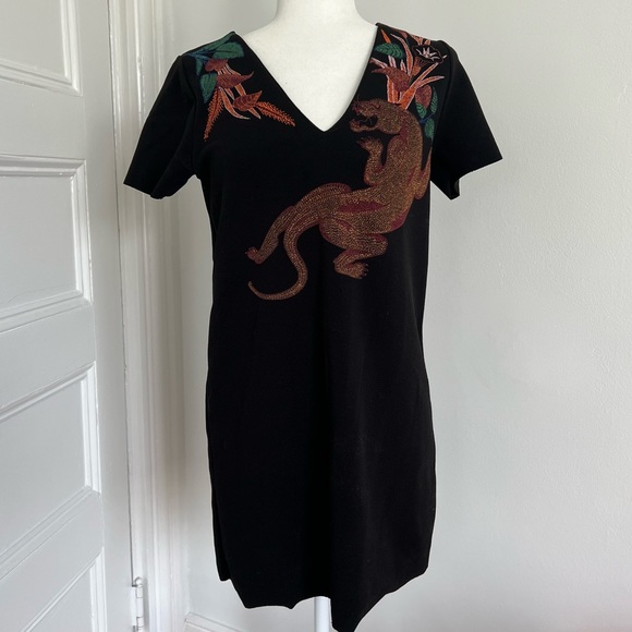 Zara rubberized sheath dress with metallic panther - Picture 4 of 9